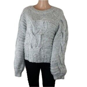 GAP Chunky Cable Knit sweater